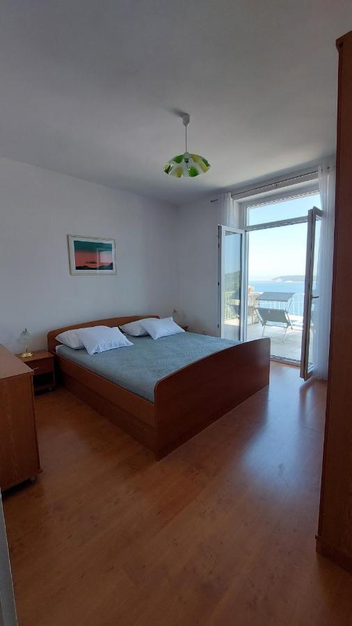 Apartmani Matea Затон Экстерьер фото