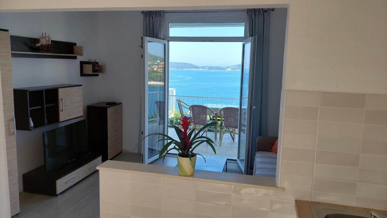 Apartmani Matea Затон Экстерьер фото