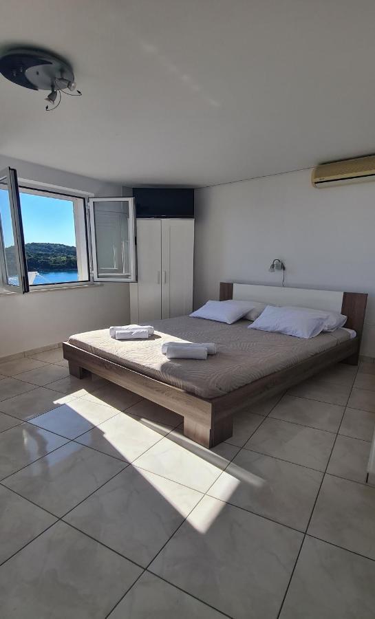 Apartmani Matea Затон Экстерьер фото