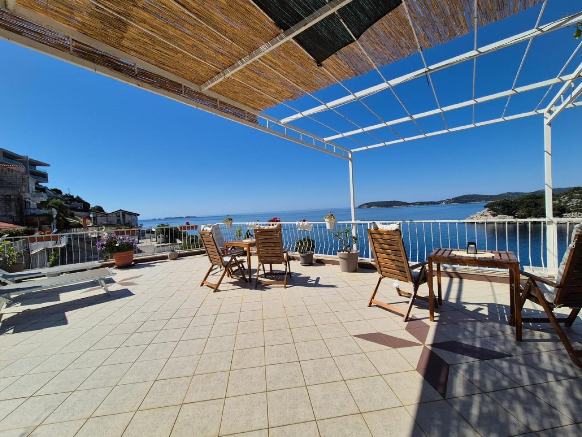 Apartmani Matea Затон Экстерьер фото